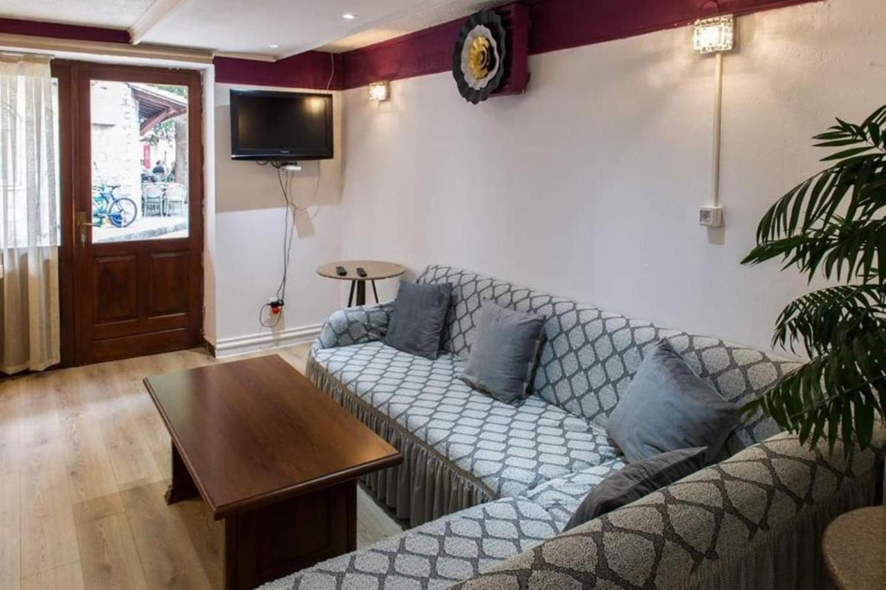 Apartment Ami Требине Екстериор снимка